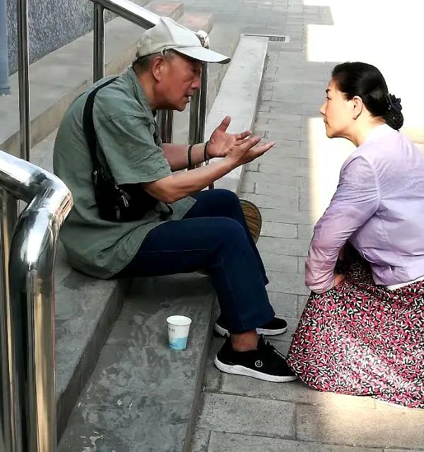 【寻找最美信访干部】有困难就找“凯主任”，她办事我们放心！