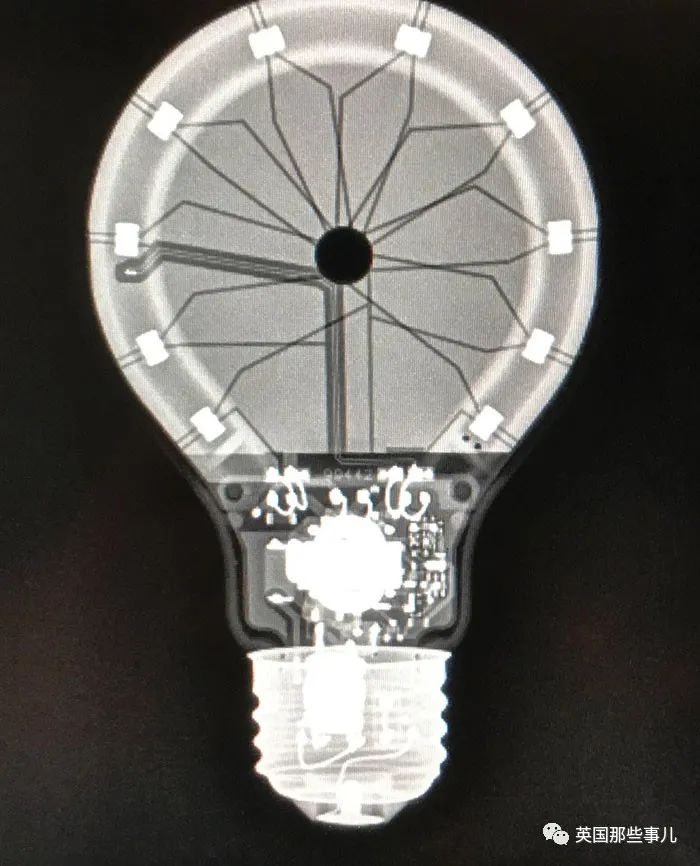 石棺裏藏貓貓，畫下還有另一副畫…X光下的各種物體原來這麽奇妙