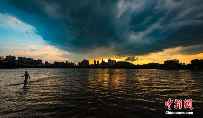 强降雨和强对流双双登场 江西天气“舞台”热闹无比(图)