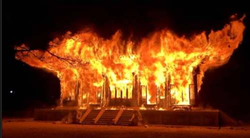 韩国千年古寺遭僧人纵火烧毁：系心怀不满酒后作案，随后主动报警