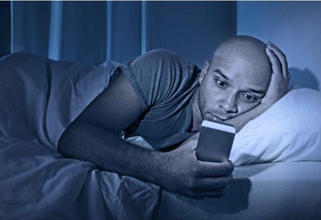 在日常生活中，一定要好好的養護肺部，要堅持�3多3少�