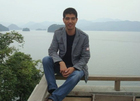 #浙江人有多拼#「17岁，炸猪皮起家，年赚百万；30岁，干腻了，转个行，又赚了几个亿」