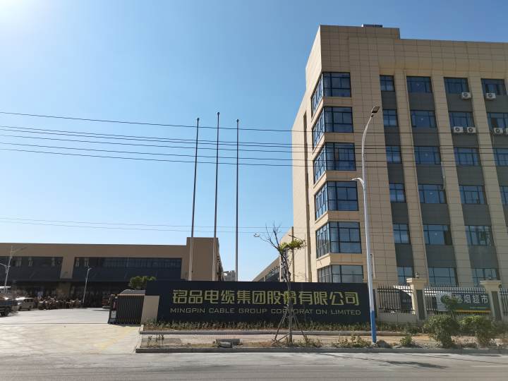 #浙江人有多拼#「17岁，炸猪皮起家，年赚百万；30岁，干腻了，转个行，又赚了几个亿」