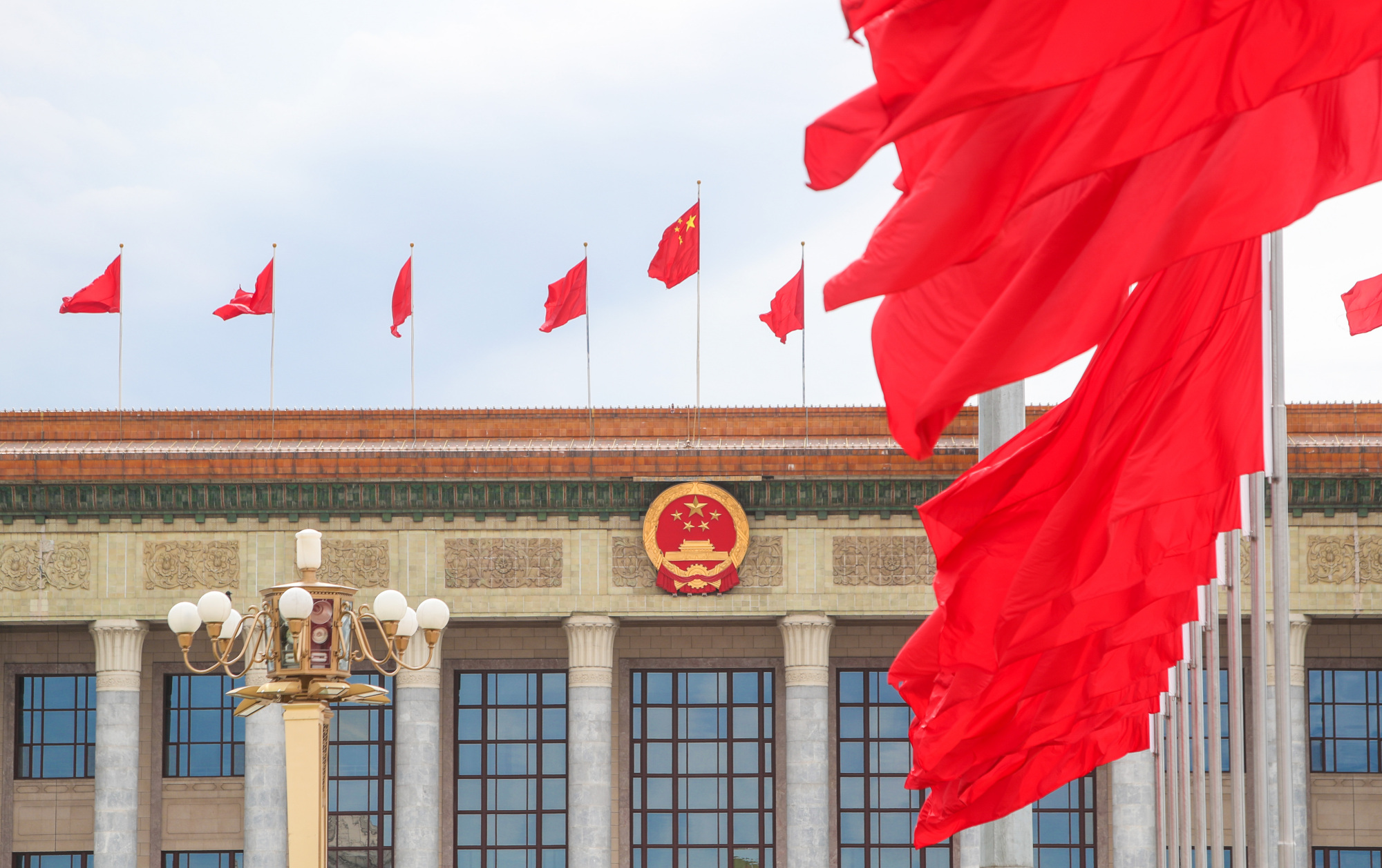 回顾中国共产党党风建设历史，透过作风看党性