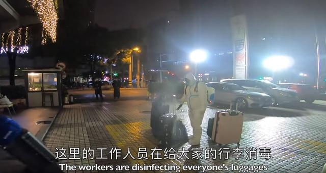 美国小伙实拍中美防疫区别：美国人完全想不到