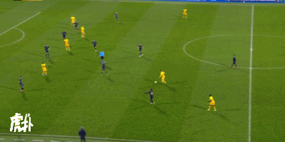 欧联：奥尔西奇帽子戏法，热刺总比分2-3迪纳摩