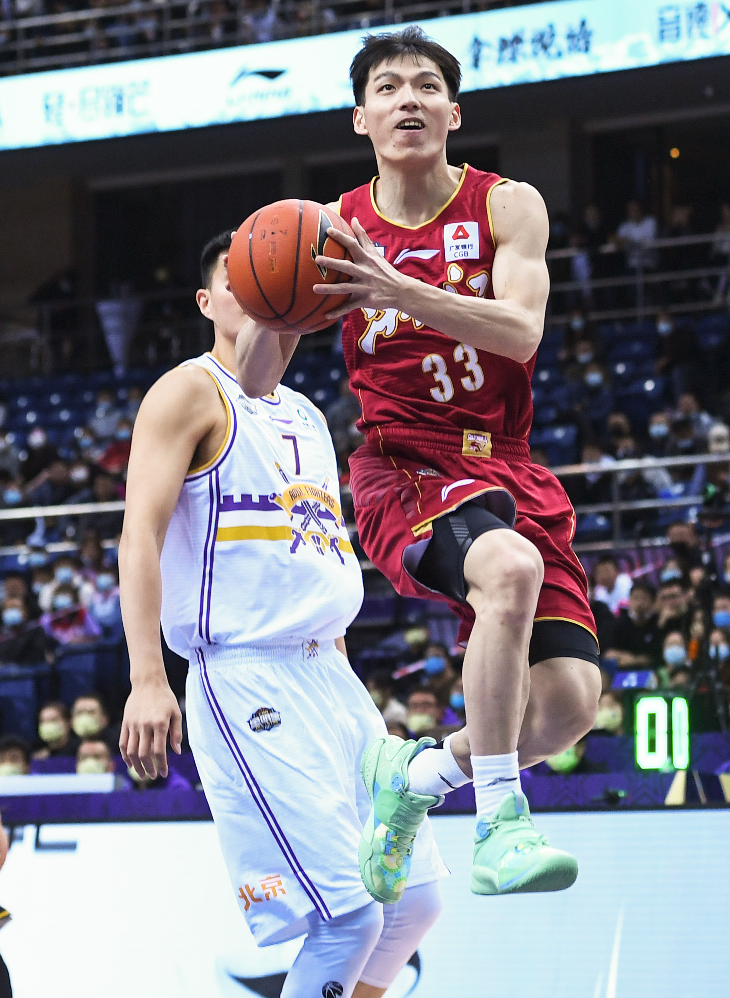 CBA stars ｜ Wu Qianrong breasts MVP Zhang Zhenlin wins championship of the contest that buckle basket on the weekend completely