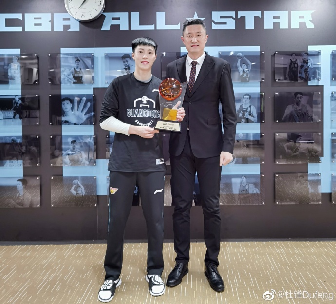 Love general! Du Feng more rich dispatch congratulates Hu Mingxuan and Wu Qian