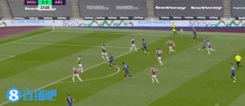 英超-林加德传射拉卡造两球 阿森纳连扳三球3-