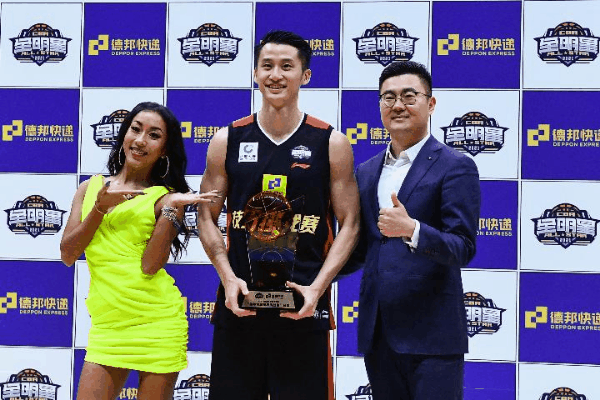 CBA stars ｜ Wu Qianrong breasts MVP Zhang Zhenlin wins championship of the contest that buckle basket on the weekend completely