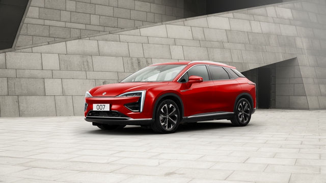 智能汽车狼烟四起，李斌放弃广汽蔚来？