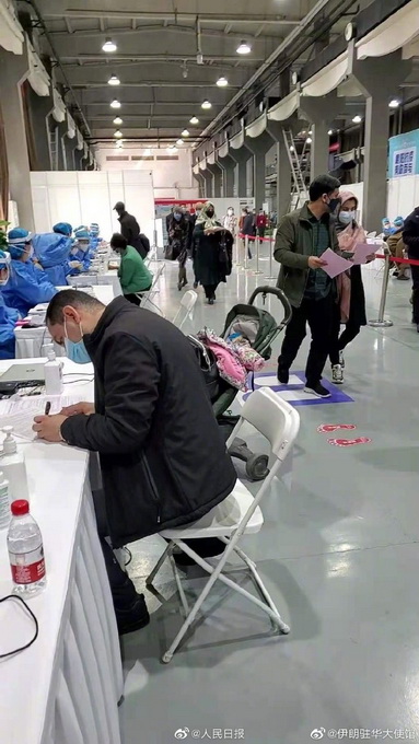 伊朗外交官们接种疫苗后有明显“副作用”：逢人就炫耀自己打了中国疫苗