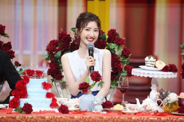 Yang Ying, Jiang Xin presents as leading role 4 beauty play turn " ace is right ace " , 7 fairy play staffs get together again after seventeen years