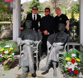 侯耀华“经纪人”讽刺郭德纲：6年没为师傅侯耀