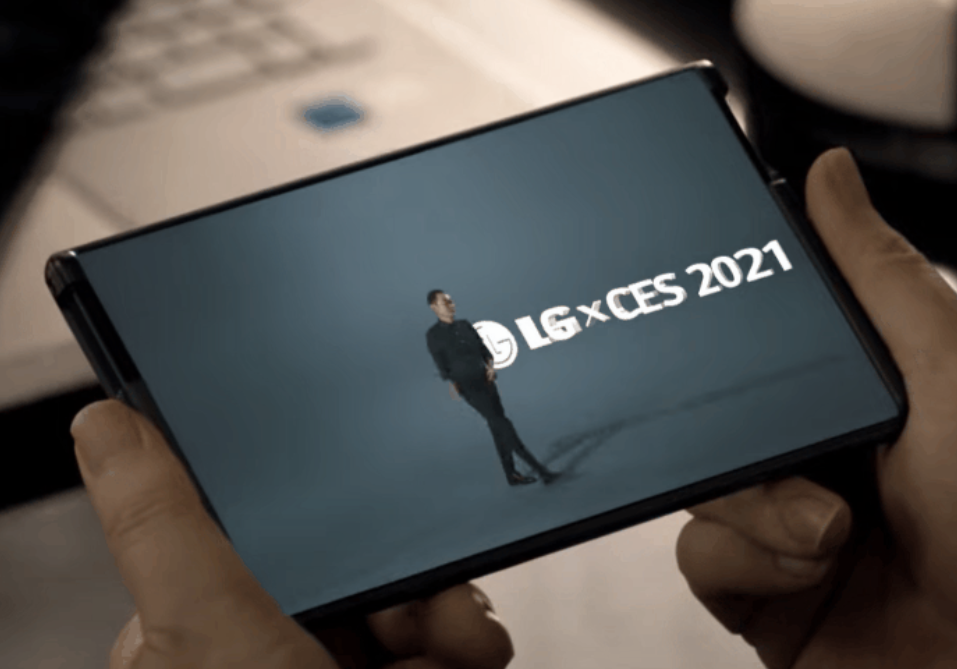 Korea tycoon quits mobile phone trade formally