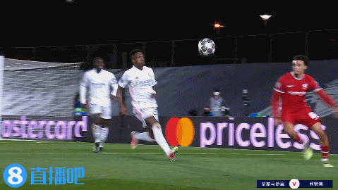 欧冠-维尼修斯双响克罗斯长传造两球 皇马主场