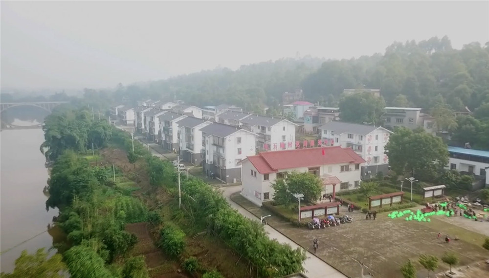 为全国探路 泸县土改让“死资源”变“活资产”