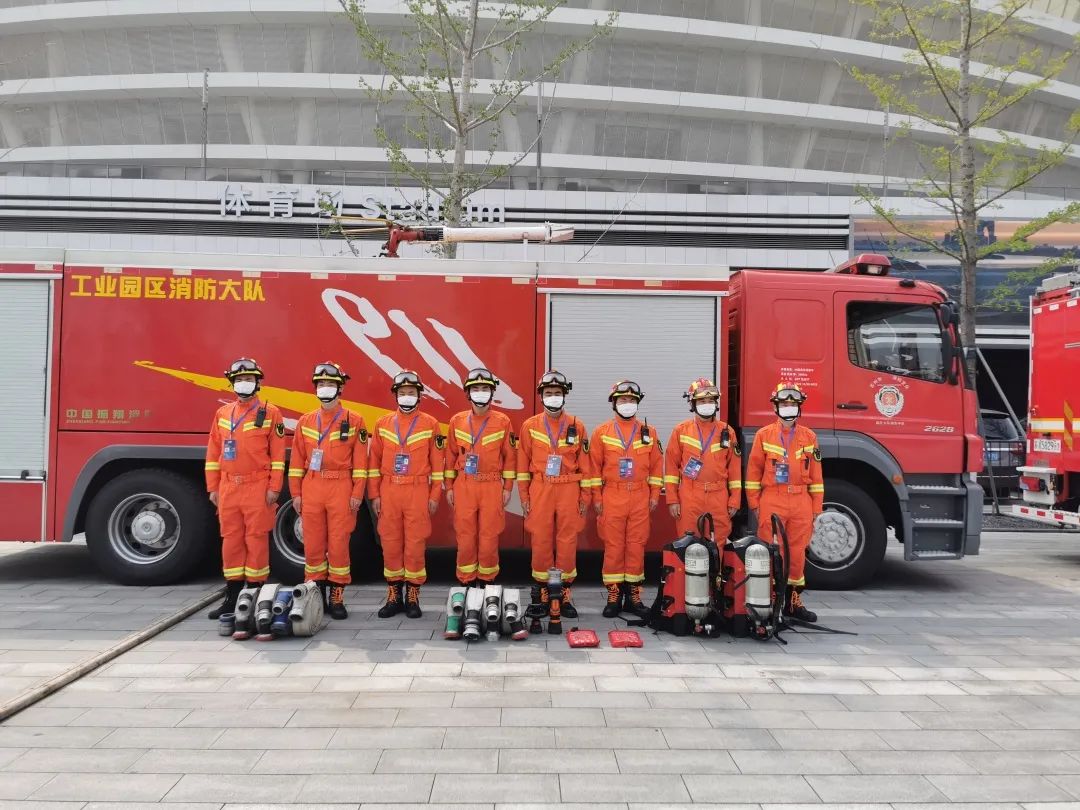铿锵玫瑰绽放，消防前置备勤