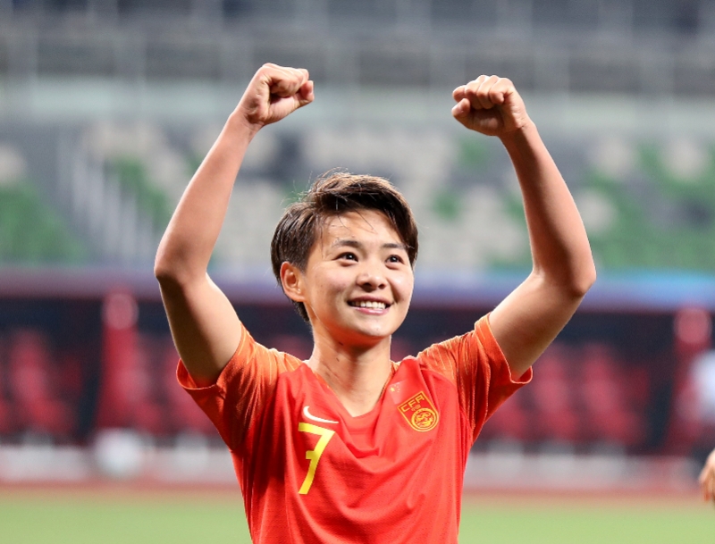 绝杀助女足进奥运的95后武汉伢王霜：为效力国家队结束留洋