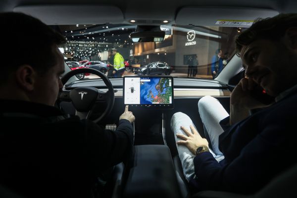 ��ý��ŷ�޳��̽��ܡ��й����족����