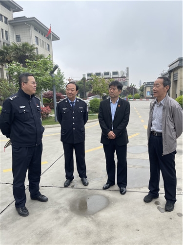 省市兩級法院法警部門領導來周至法院督導檢查“六專四室”規范化建設