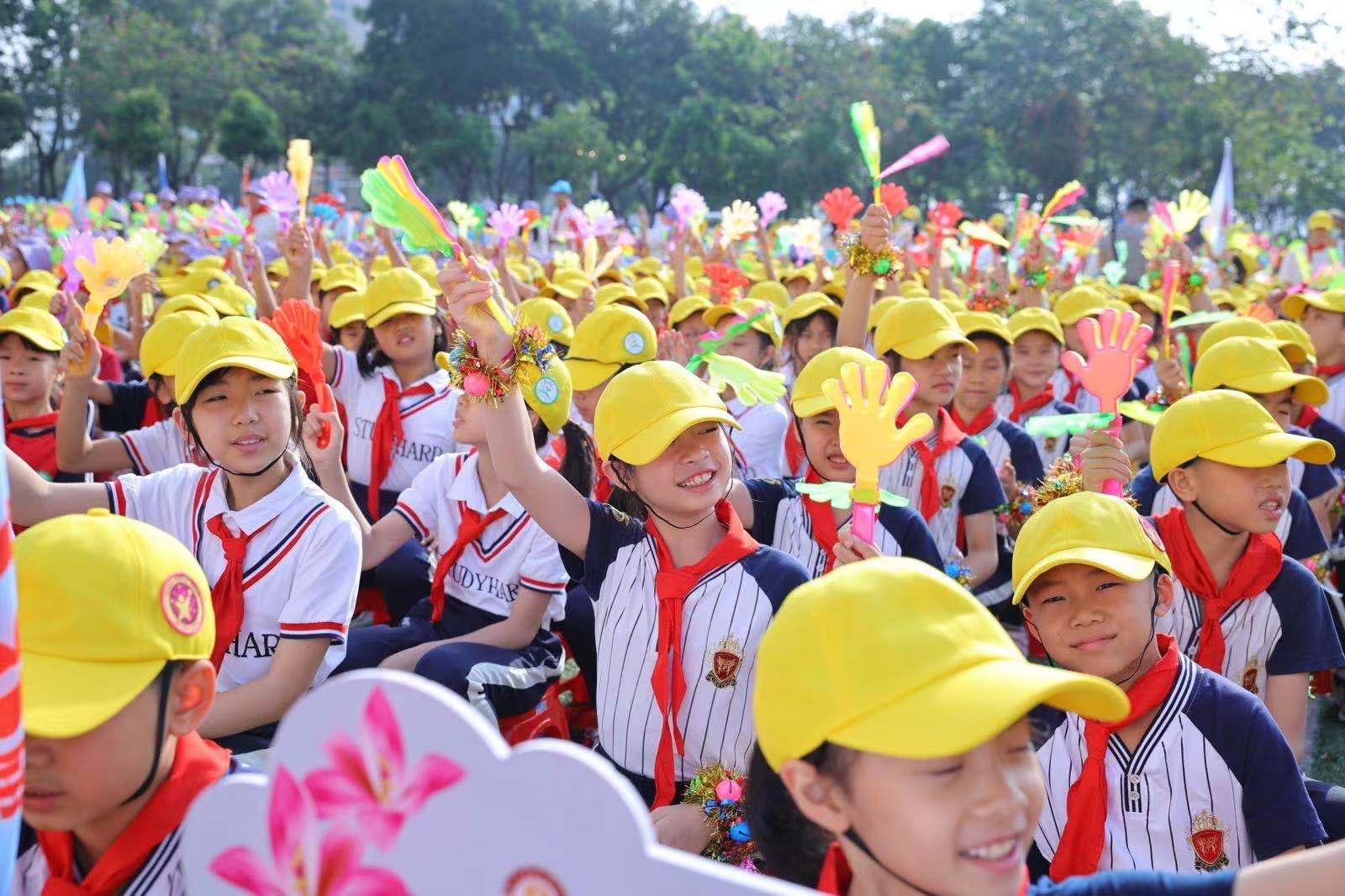 佛山市禅城区环湖小学怎么样?体育节开幕(图1)