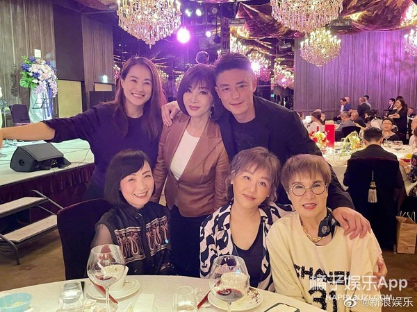被唱衰4年卻依舊甜蜜！ 林心如霍建華用愛守護婚姻，日子越過越甜