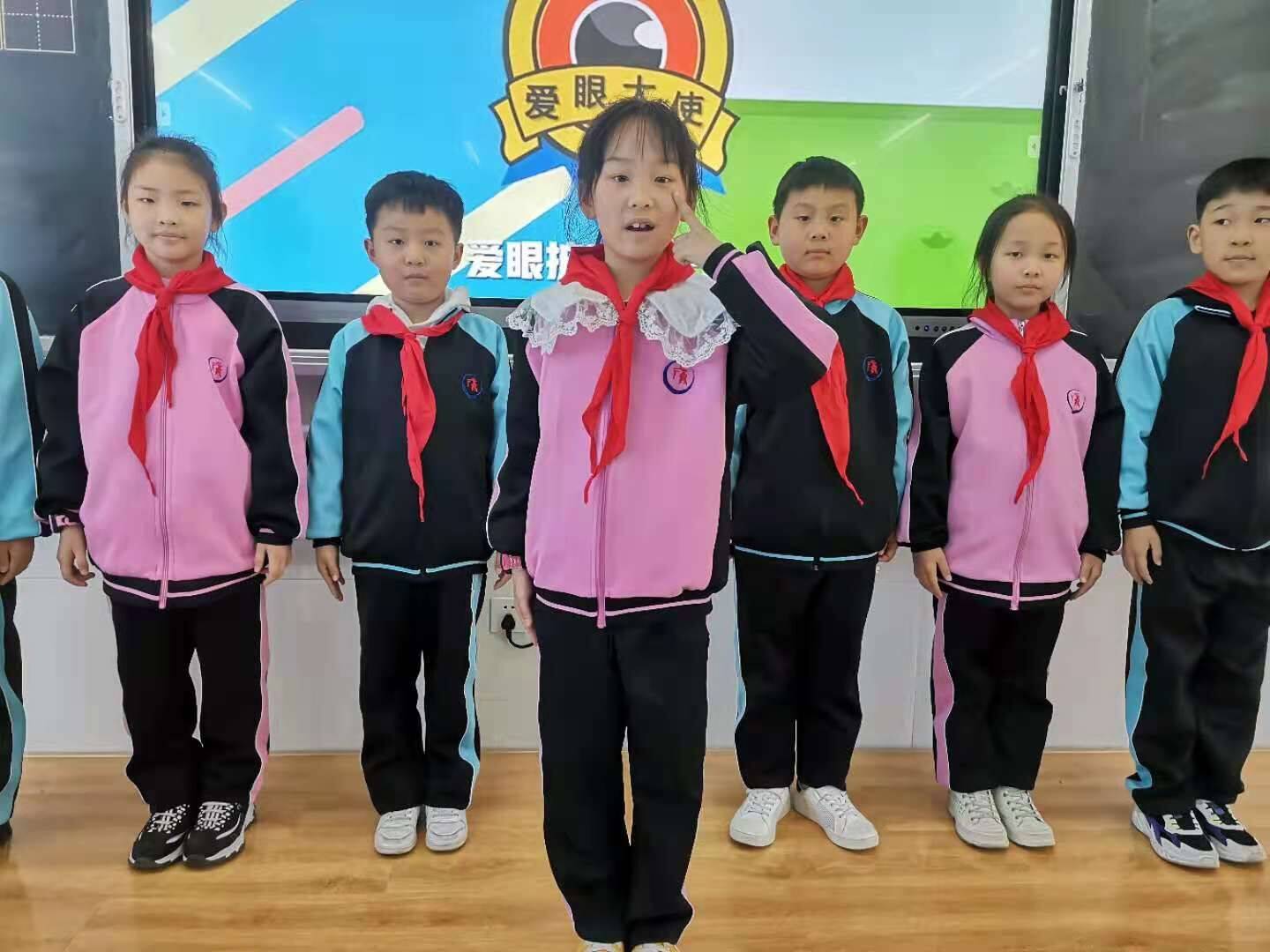 福山区西关小学怎么样?开展近视防控月活动(图3)