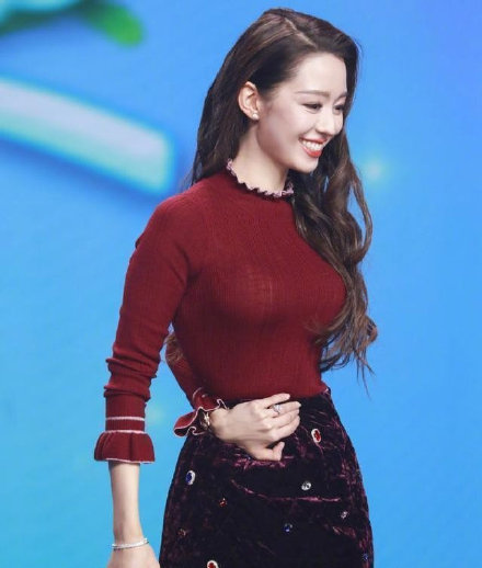 郎朗吉娜混血兒子首曝光，吉娜產後恢復似仙女，郎朗瘦成瓜子臉