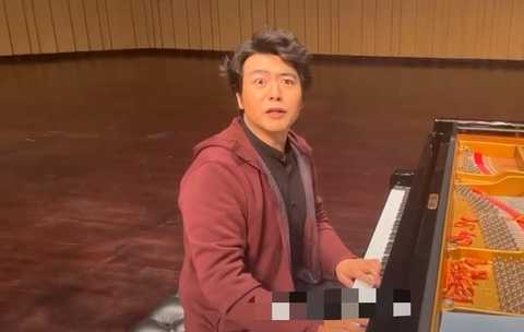 郎朗吉娜混血兒子首曝光，吉娜產後恢復似仙女，郎朗瘦成瓜子臉