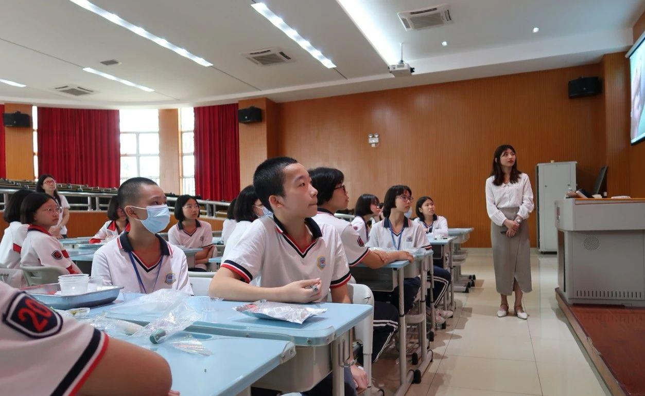 東莞長安實(shí)驗(yàn)中學(xué)怎么樣?品牌開放日活動(圖1) 東莞長安實(shí)驗(yàn)中學(xué)怎么樣?品牌開放日活動(圖1)