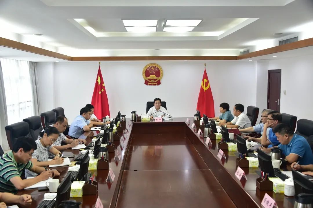 省检察院举行党组理论学习中心组（扩大）学习
