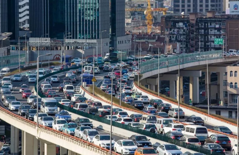 微型电动车上牌受限，上海围堵绿牌“投机”行为