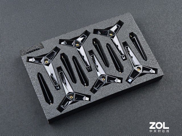 价值七千元旗舰主板 微星MEG Z590 GODLIKE评测