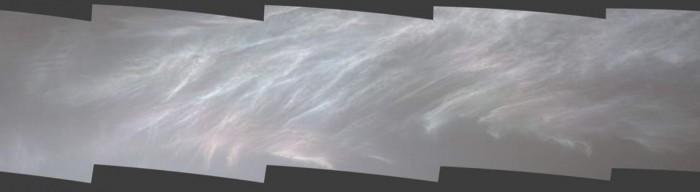 NASA好奇号在火星上捕捉到罕见的云层景象-第4张图片-IT新视野