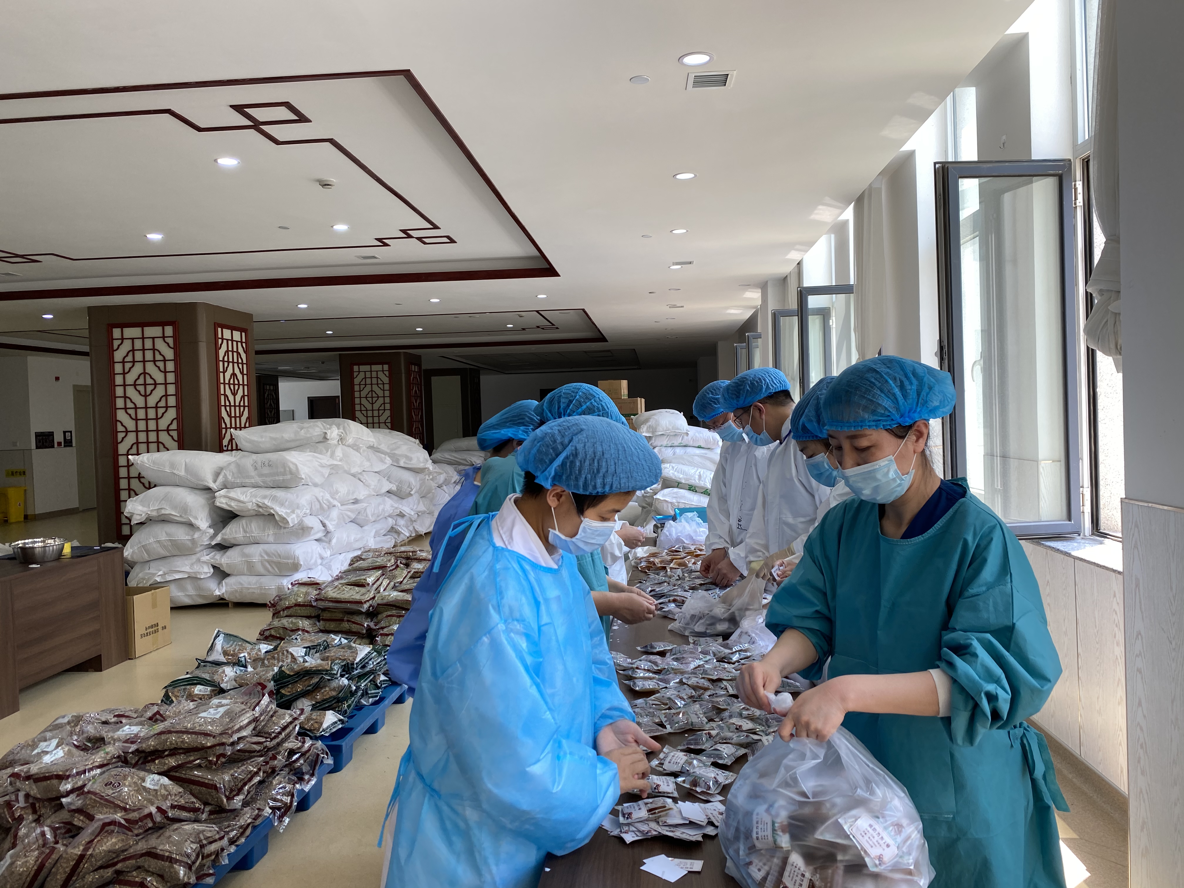 调配各类中草药近10吨 辽宁中医药在疫情防控中再发力