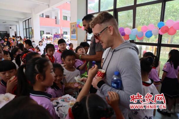 郑州市中原区建设路小学怎么样?“六一”嘉年华(图4)