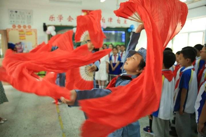 济南市市中区育秀小学举行庆六一活动(图2)