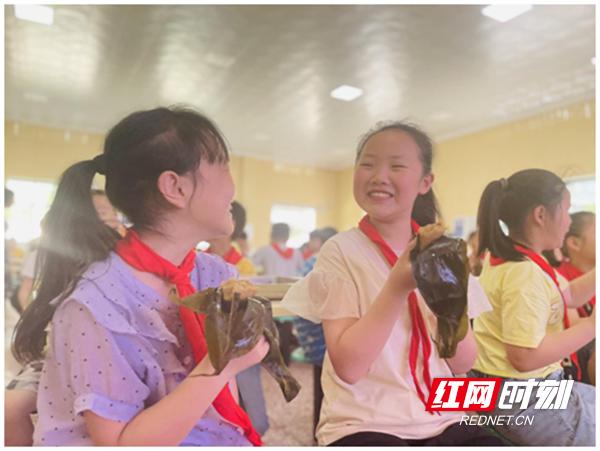 武陵区丹洲乡中心小学：童心向党庆百年(图2)