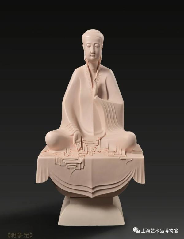 这场展览，汇集24个国家的精美艺术品，向市民免费展出
