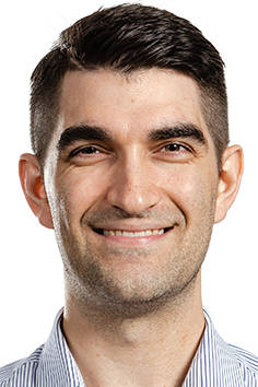 ��ҥ�й��˵�վ���˷�����в����CNN�ٴ�ˢ������