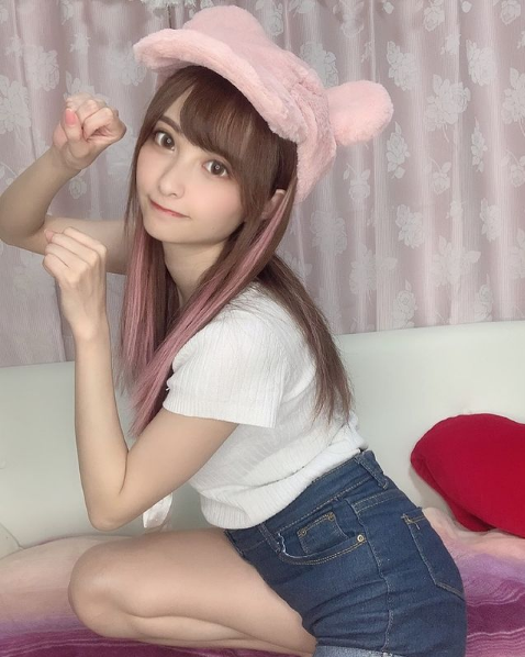 美女牙医花咲れあ:拥有超丰满身材