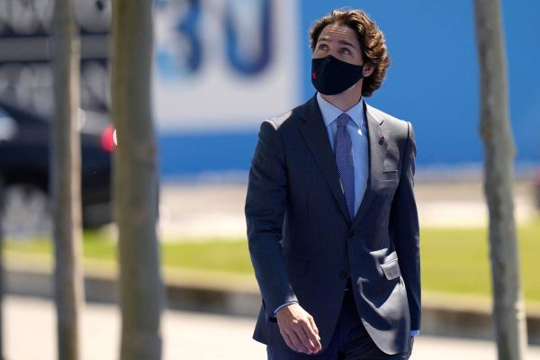 ��ο������й�����ʹ�������߳�ŭ����³�෴ҧһ�ڡ���