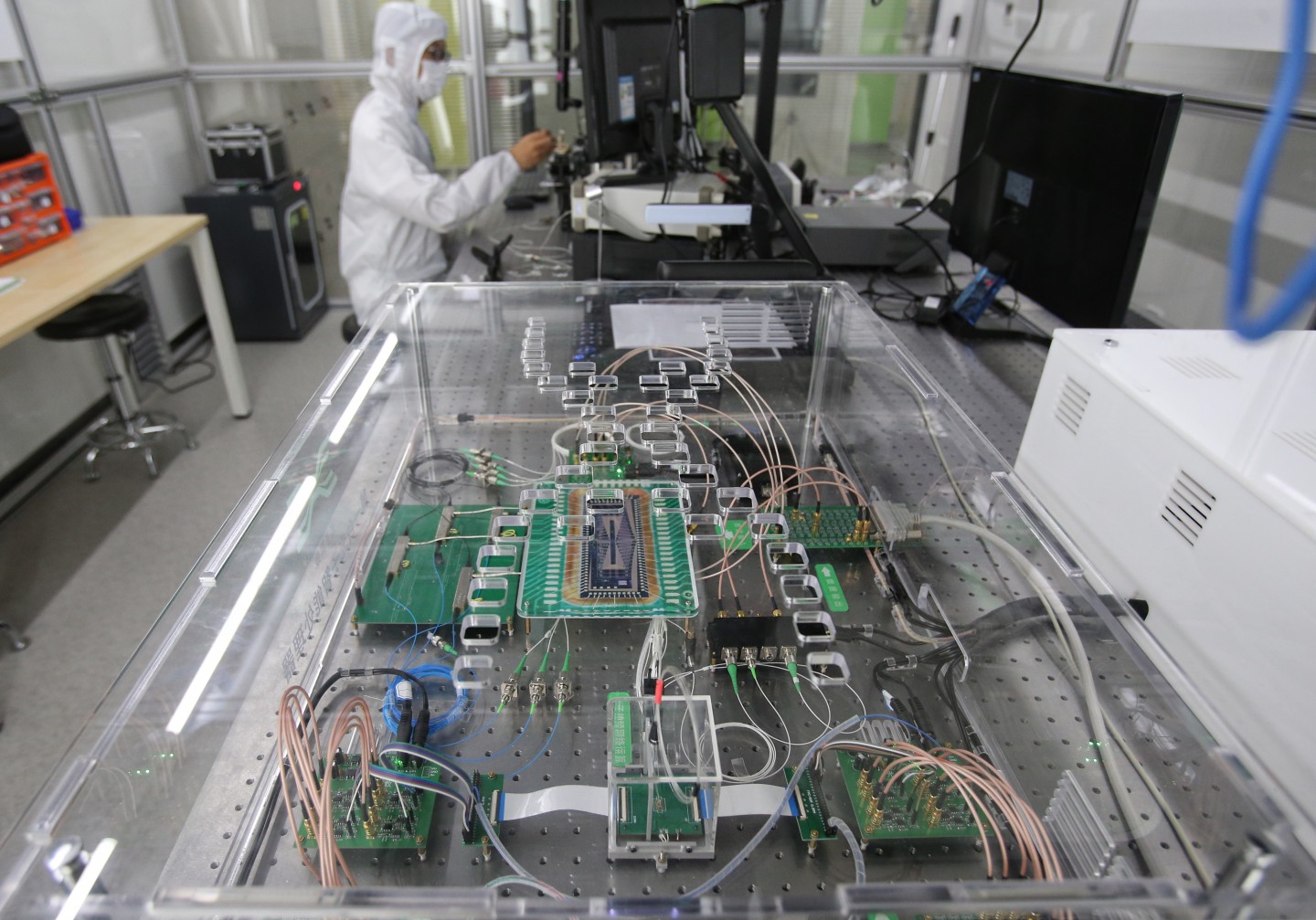 中芯国际高管裸辞上热搜芯片人才为什么如此稀缺