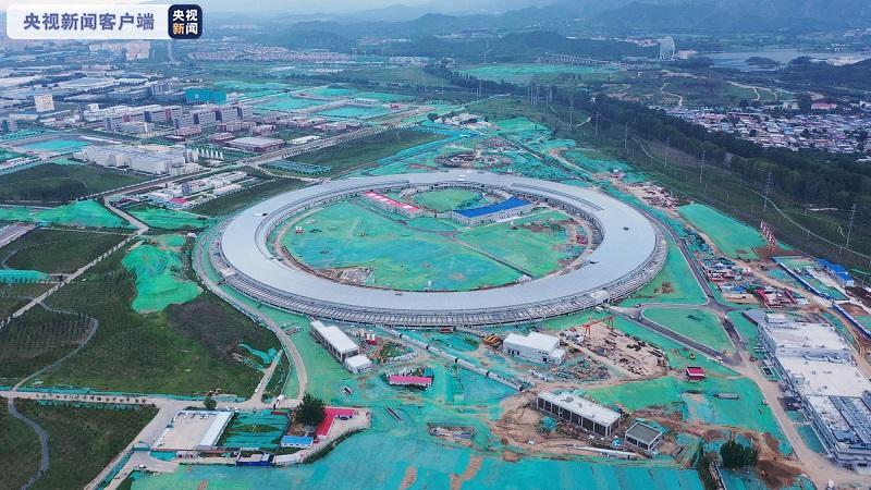 ������������߹�Դ֮һ���ҹ���̨����ͬ�������Դ�����豸��װ�׶�