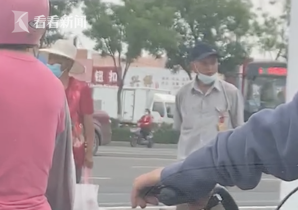 ����ǰ�Ą��º�ҫ����С��Ľ�ˣ�ɶ�r��݆����