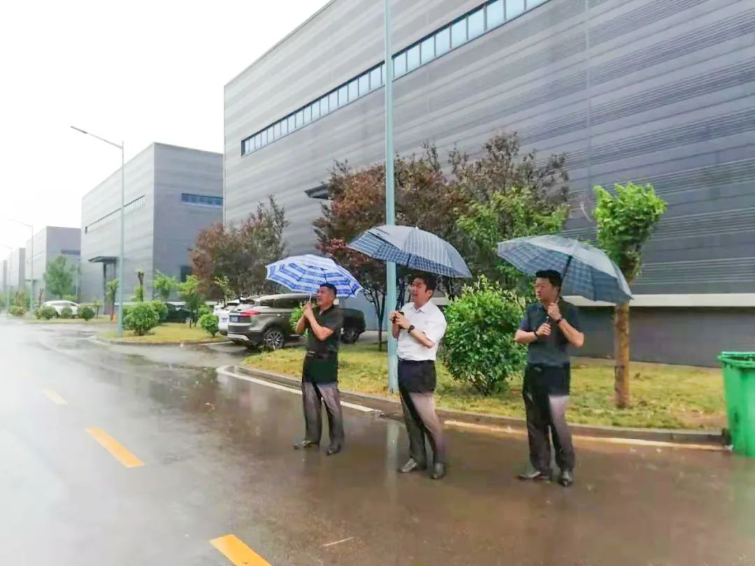 济南新材料产业园区积极开展防汛巡查工作