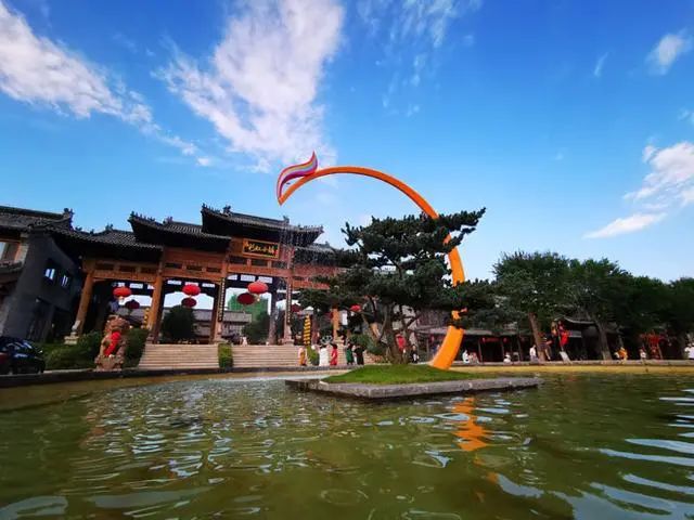 沂蒙之夏丨彩虹音乐啤酒光影节开启沂水夏日夜游模式
