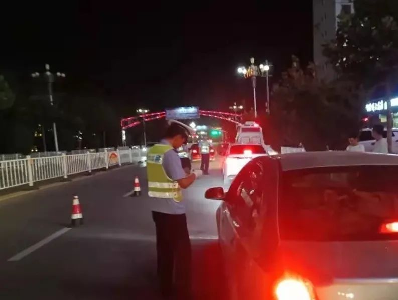 临夏公安交警全面开展交通秩序整治 全力预防道路交通事故