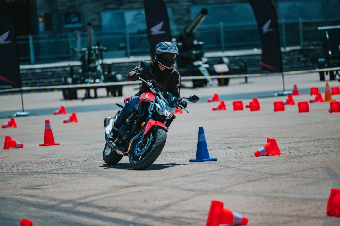 同级别综合性能大杀器本田cb400f西安试驾体验